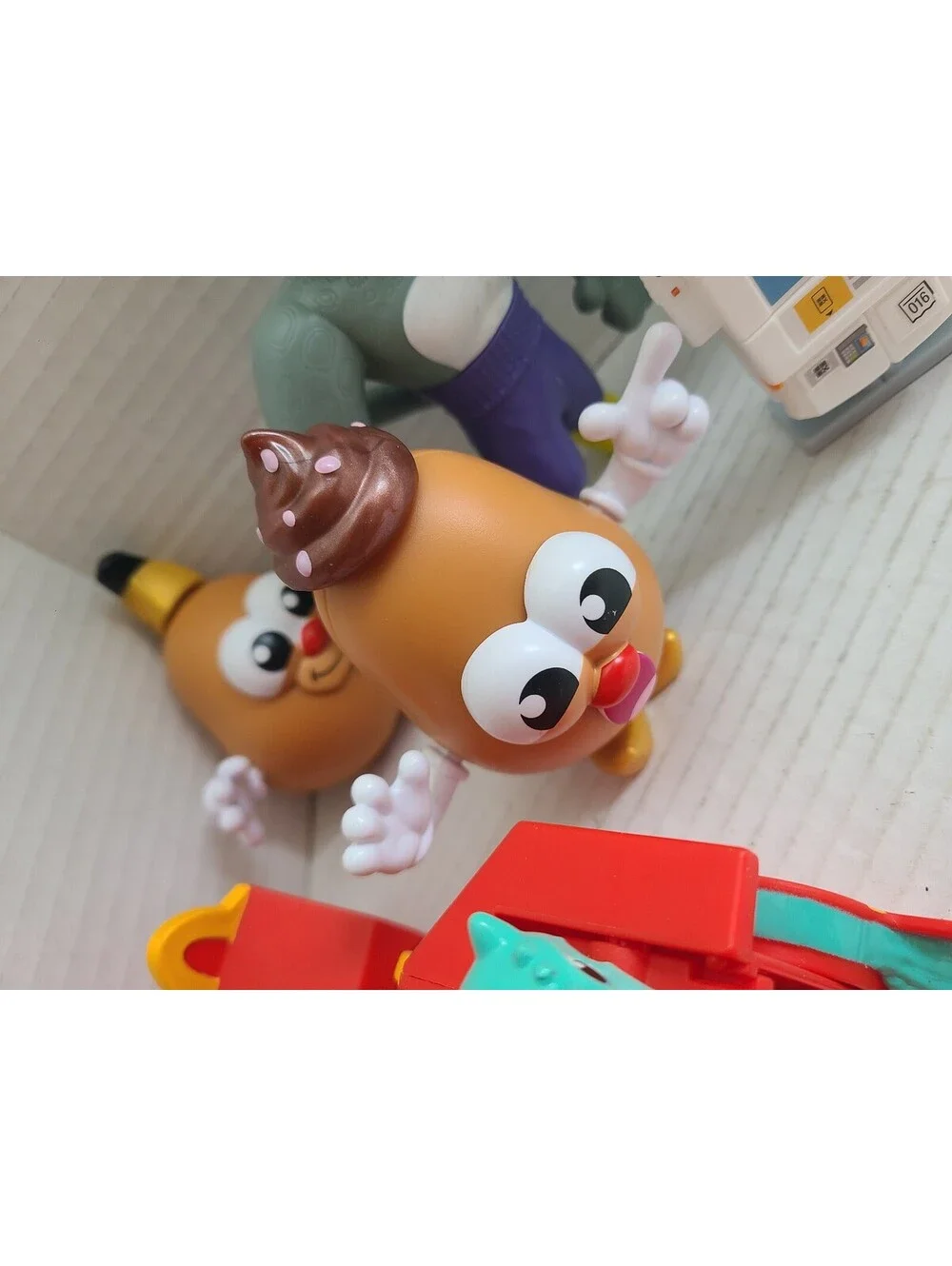 Lot of 9 Various Fast Food Toys - Potato Head, McDonalds, Burger King